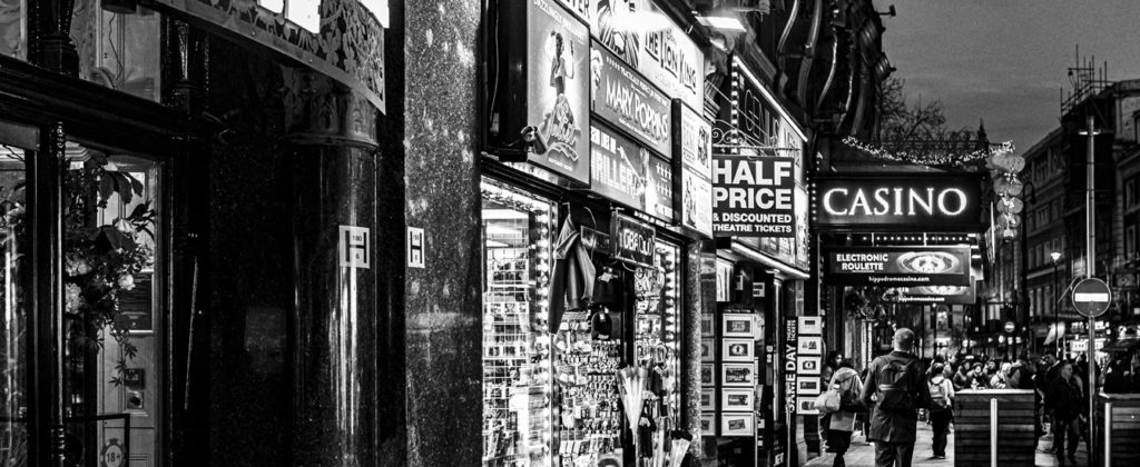 Jimmys Yard Header Image #11 London Black & White